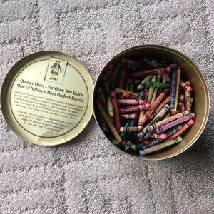 Vintage Quaker Oats Tin with colors